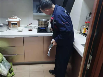 敲萬(wàn)家門(mén)，筑安全線(xiàn)——眾和為助力燃氣安全檢查工作